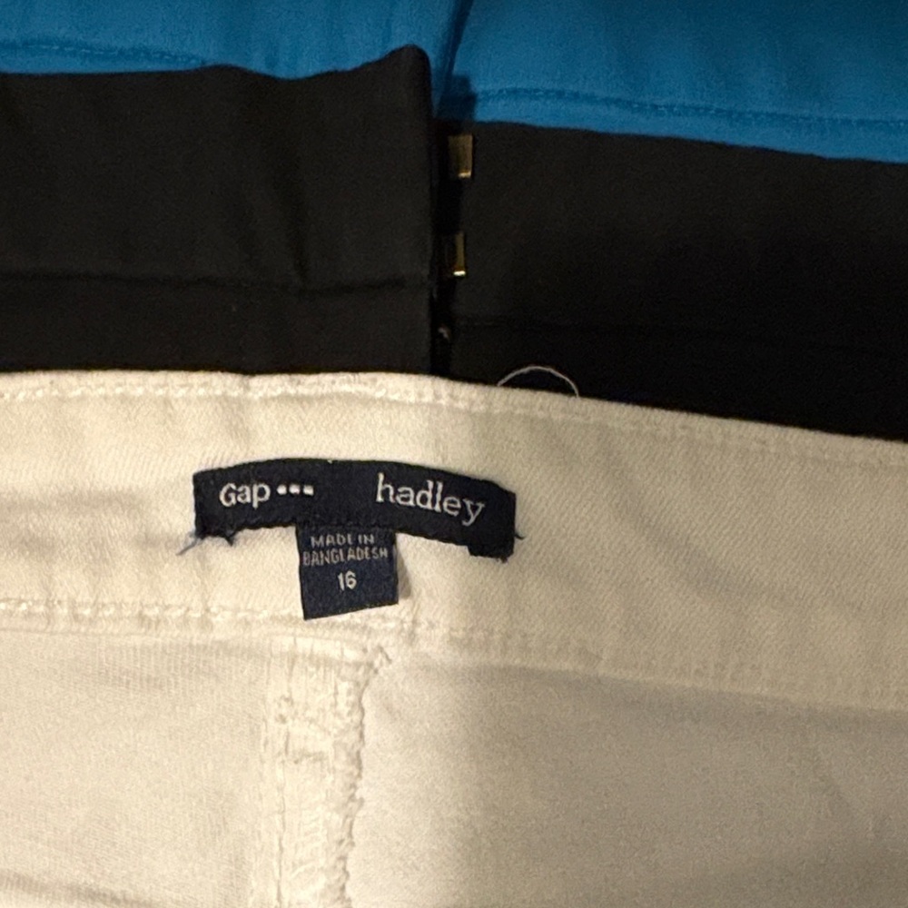 6 Pairs Denim Blue Women's Shorts - Picture 4 of 12